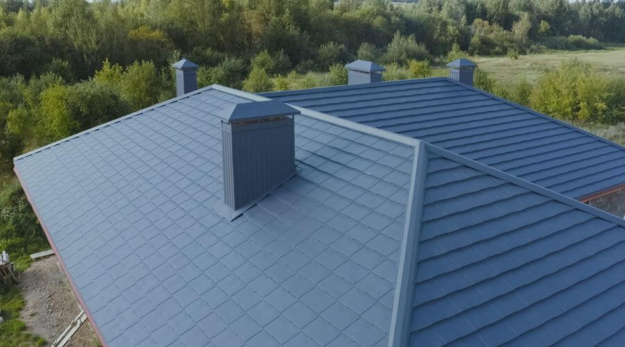 Professional gutter cleaning in Forest Ranch, CA